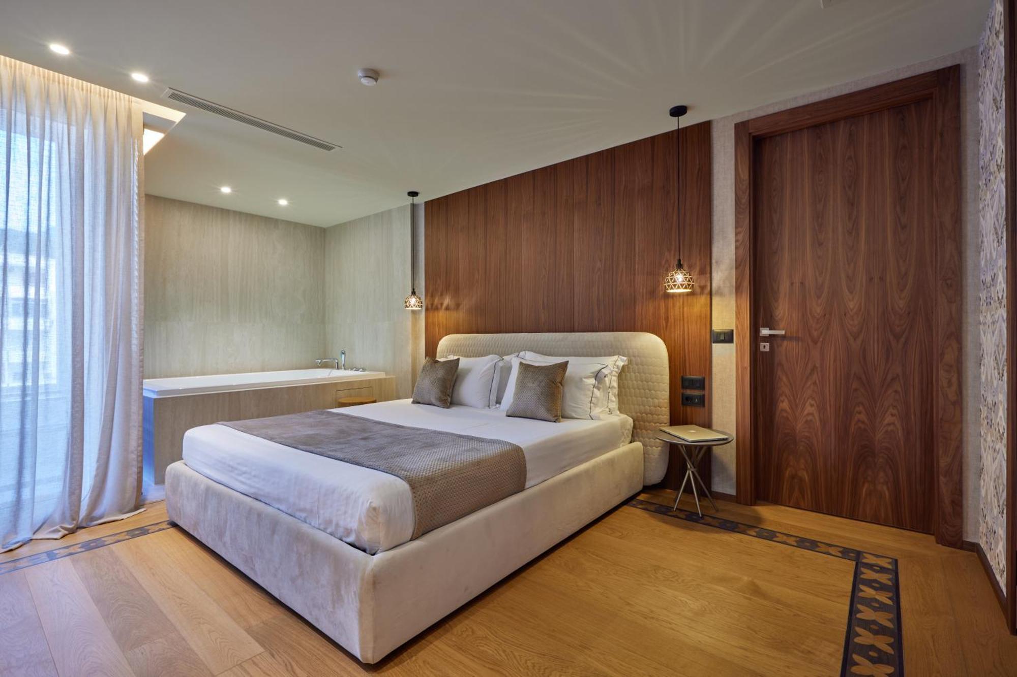 Valis Luxury Hotel Vlorë Zimmer foto