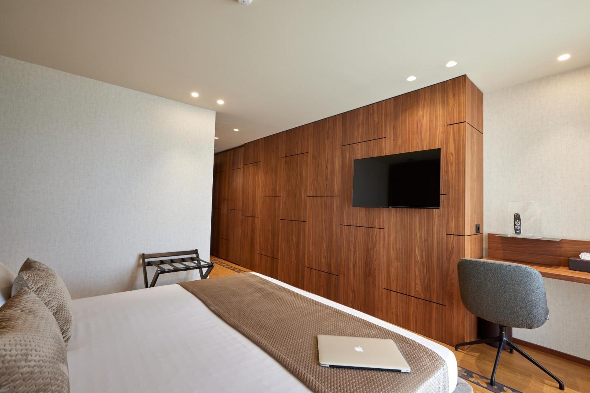 Valis Luxury Hotel Vlorë Zimmer foto