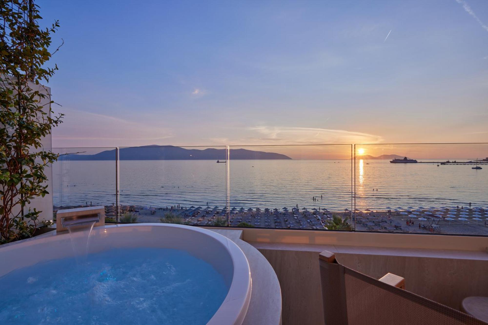 Valis Luxury Hotel Vlorë Exterior foto
